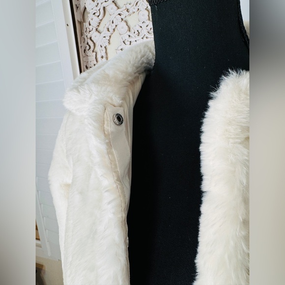 H & M size 9-10Y - Picture 5 of 13